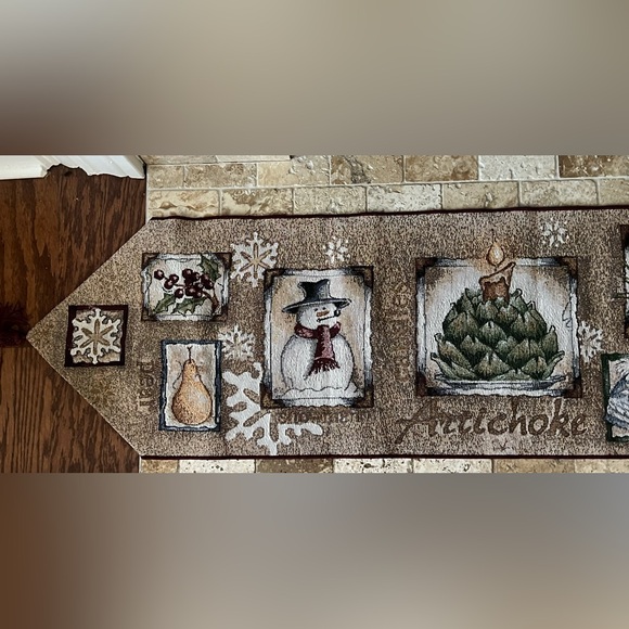 Tapestry Table Runner “Winter Memories” by Rebecca Carter 13 x 72 USA 🇺🇸 made - Picture 5 of 7